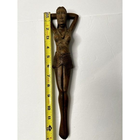 🎃SOLD🎃Nutcracker Unique Wooden Hand Carved Woman Legs - Picture 4 of 7